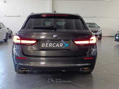 BMW Serie 5 530d Futura d Touring mhev 48V Luxury auto Grigio usata Verona