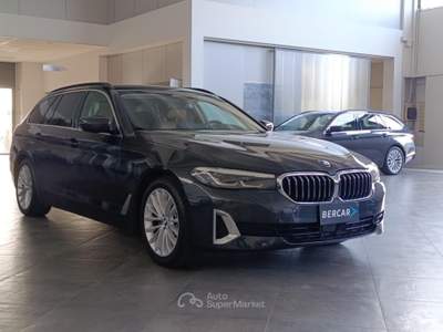 BMW Serie 5 530d Futura d Touring mhev 48V Luxury auto Grigio usata Verona