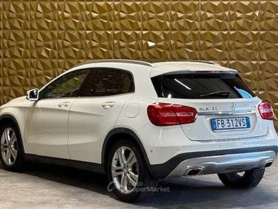 Mercedes-Benz GLA Automatic Enduro usata San Zeno Naviglio