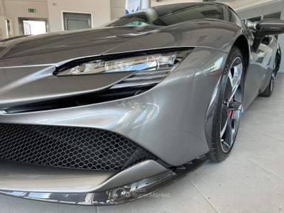Ferrari SF90 1000CV V8 ASSETTO FIORANO usata Modena