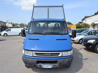 Iveco Daily 35C9 2.8 TDI RIBALTABILE TRILATERALE Blu/Azzurro usata COMACCHIO