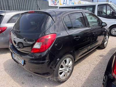 Opel Corsa ADATTA A NEO PATENTATI Nero usata Santa Maria la Carità