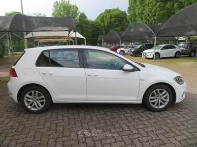 Volkswagen Golf VII 1.5 TGI (METANO) 130cv DSG TRENDLINE BLUEMOTIO Bianco usata Monza