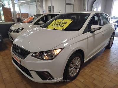 Seat Ibiza 1.6 TDI 95 CV 5 porte Business NAVI Bianco usata Vigevano