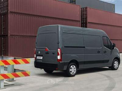 Nissan Interstar 33 2.0 dCi 105CV PM-TM Acenta Furgone Argento usata Empoli