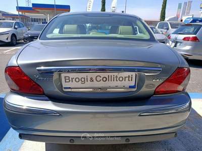Jaguar X-Type Berlina 2.2 D Executive Grigio usata Empoli