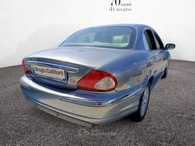 Jaguar X-Type Berlina 2.2 D Executive Grigio usata Empoli