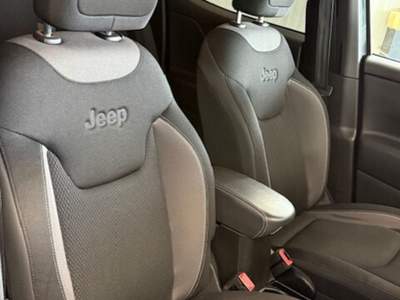 Jeep Renegade JEEP RENEGADE 1.6 DIESEL 130CV Grigio usata Giugliano in Campania