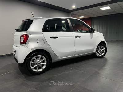 Smart ForFour 70 1.0 Youngster Bianco usata Atena lucana