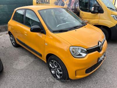 Renault Twingo Equilibre Arancione usata Pordenone