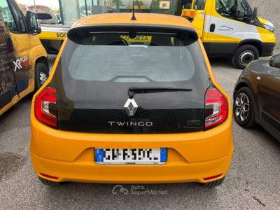 Renault Twingo Equilibre Arancione usata Pordenone
