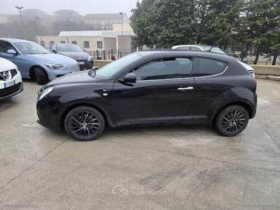 Alfa Romeo MiTo MiTo 1.6 JTDm 16V Distinctive Nero usata Ascoli Satriano