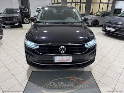 Volkswagen Tiguan Tiguan 2.0 TDI SCR Life Grigio usata Favara