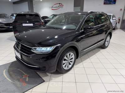 Volkswagen Tiguan Tiguan 2.0 TDI SCR Life Grigio usata Favara