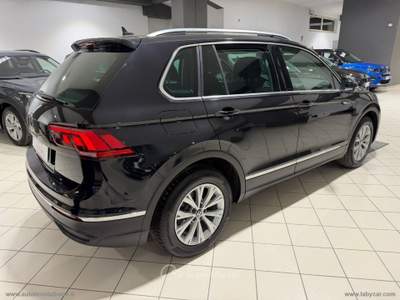 Volkswagen Tiguan Tiguan 2.0 TDI SCR Life Grigio usata Favara