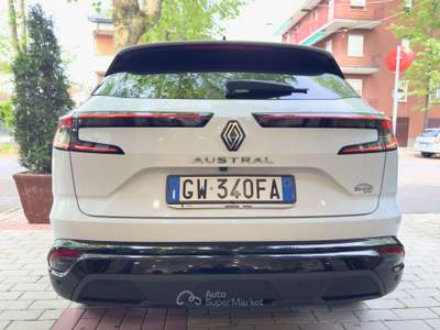 Renault Austral Austral 1.3 Mild Hybrid Techno 160 CV, Unico Propr. Bianco usata Cinisello Balsamo