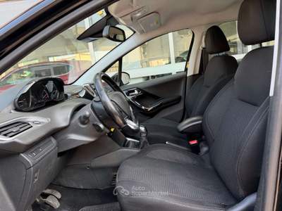 Peugeot 208 5p 1.2 puretech Allure s&s UNICO PROPRIETARIO OK NEOPATENTATI Nero usata Cesano Maderno