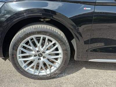 Audi Q5 Q5 I Sportback 2021 Sportback 40 2.0 tdi mhev 12V S line quattro s-tronic Nero usata Velletri