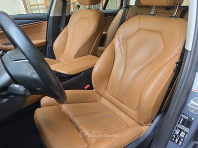 BMW Serie 5 520d 520 520d G31 Touring mhev 48V xdrive Luxury auto usata Milano