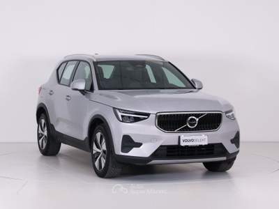 Volvo XC40 B3 163CV AUT CORE Argento usata Bassano del Grappa