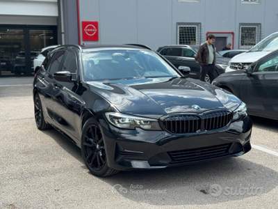 BMW Serie 3 320d 318 320d 48V MHEV Business Advantage usata Pomezia