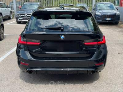 BMW Serie 3 320d 318 320d 48V MHEV Business Advantage usata Pomezia