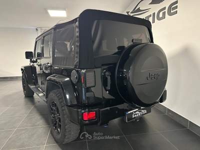 Jeep Wrangler JK 2.8 CRD 200CV 4X4 AUTOMATICA usata Anzio