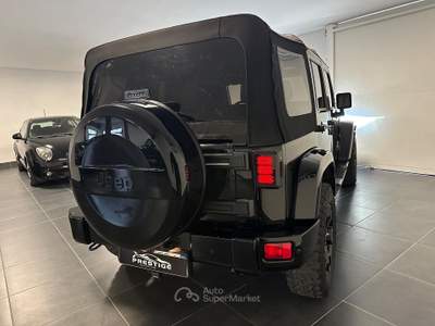 Jeep Wrangler JK 2.8 CRD 200CV 4X4 AUTOMATICA usata Anzio
