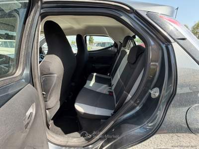Toyota Aygo Aygo 1.0 VVT-i 69 CV 5p. x-clusiv Grigio usata Massa