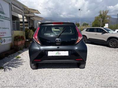 Toyota Aygo Aygo 1.0 VVT-i 69 CV 5p. x-clusiv Grigio usata Massa