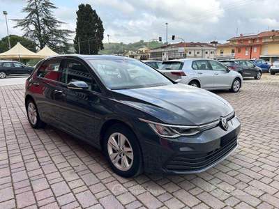 Volkswagen Golf DSG Life usata San Ginesio