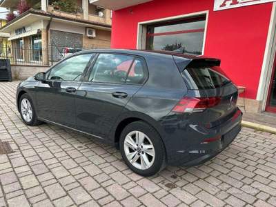 Volkswagen Golf DSG Life usata San Ginesio