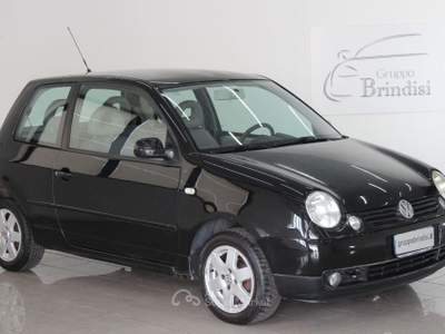 Volkswagen Lupo 16V Highline Nero usata Potenza