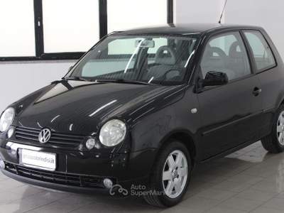 Volkswagen Lupo 16V Highline Nero usata Potenza