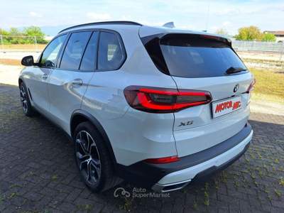 BMW X5 X5 G05 xdrive25d Business auto Pelle color Cognac, Tetto panoramico, Cerchi da 21 Bianco usata Altivole