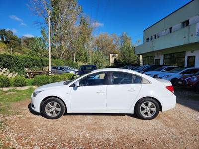 Chevrolet Cruze 1.8 5 porte LT GPL usata Pesaro