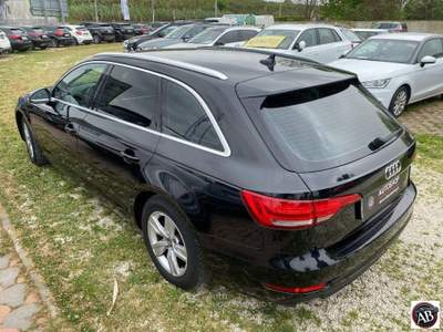 Audi A4  2.0 TDI 150CV ultra Nero usata Latina