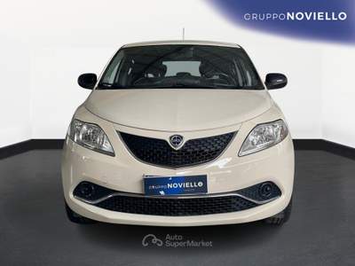 Lancia Ypsilon 1.3 Multijet 95cv Start&Stop Silver Beige usata Salerno
