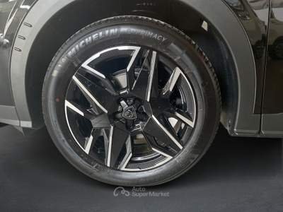 Peugeot 3008 3008 Hybrid 145 e-DCS6 Allure Nero usata Salerno