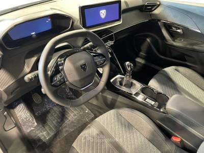 Peugeot 2008 PureTech 100 S&S Allure Bianco usata Salerno