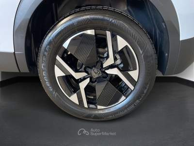 Peugeot 2008 PureTech 100 S&S Allure Bianco usata Salerno
