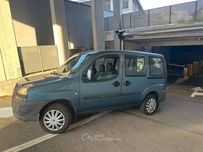 Fiat Doblò Fiat doblo 1.9 jtd 5 posti autovettura Blu/Azzurro usata Rivoli