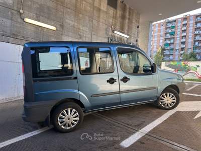 Fiat Doblò Fiat doblo 1.9 jtd 5 posti autovettura Blu/Azzurro usata Rivoli