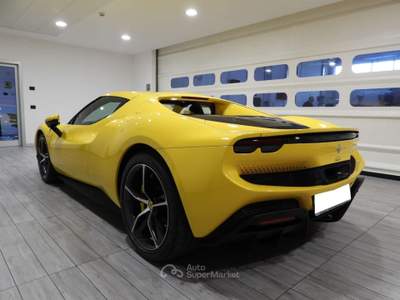 Ferrari 296 GTB - UFFICIALE ITALIA – 907KM DA NUOVA - UNICOPROPRIETARIO – PRONTA CONSEGNA – IVA ESPOSTA 100% (2025) Giallo usata Grumello del Monte