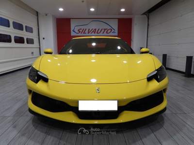 Ferrari 296 GTB - UFFICIALE ITALIA – 907KM DA NUOVA - UNICOPROPRIETARIO – PRONTA CONSEGNA – IVA ESPOSTA 100% (2025) Giallo usata Grumello del Monte