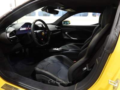 Ferrari 296 GTB - UFFICIALE ITALIA – 907KM DA NUOVA - UNICOPROPRIETARIO – PRONTA CONSEGNA – IVA ESPOSTA 100% (2025) Giallo usata Grumello del Monte