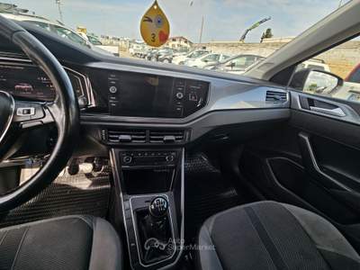 Volkswagen Polo 5p. R-LINE Nero usata Andria