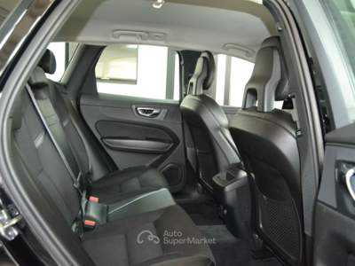 Volvo XC60 2.0 190 CV AWD Inscription Nero usata Corato
