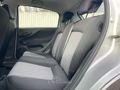 Fiat Punto 5p 1.2 Street 69CV / IDEALE PER NEOPATENTATI Argento usata TORINO