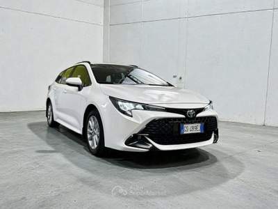 Toyota Corolla Touring Sports 1.8h Active Bianco usata Parma